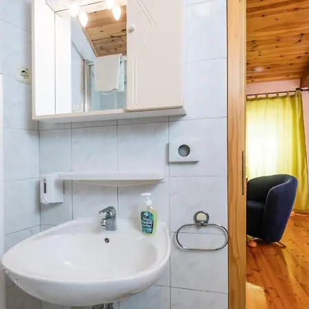 Beautiful In With Kitchen * Martinski